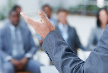 意大利公司股東會(huì)議