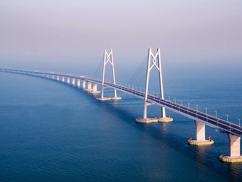 申請香港優(yōu)才需滿足的基本條件